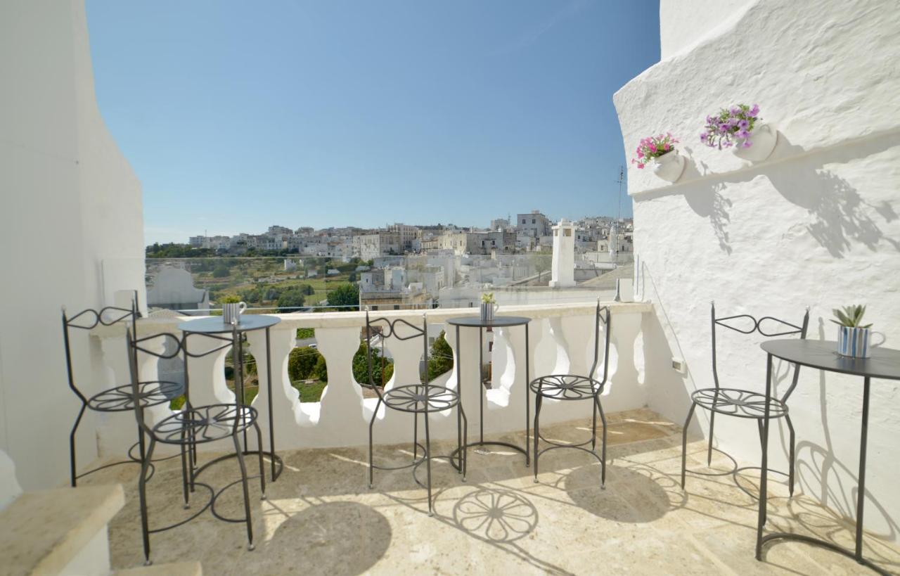 Sunshine Luxury Rooms Остуни Екстериор снимка